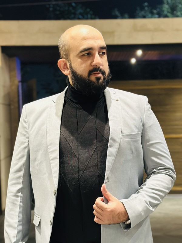 Sheikh Zuhaib, UI/UX Designer